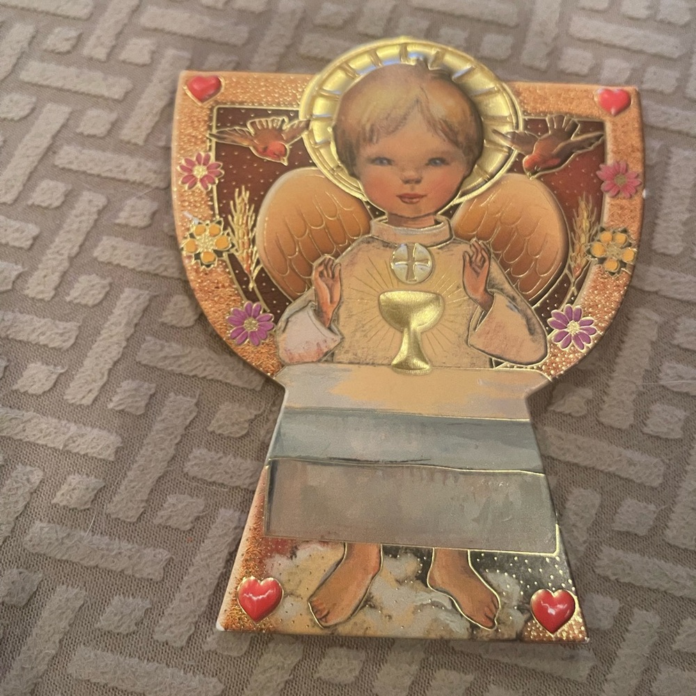 Retired vintage First Communion wood plaque.